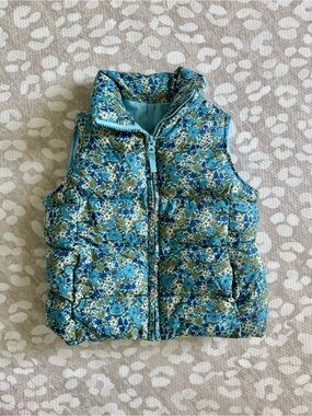 Lands End size 4 (small) girls down feather puffer vest